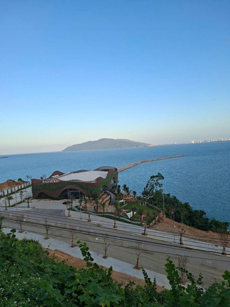Vinhomes Làng Vân