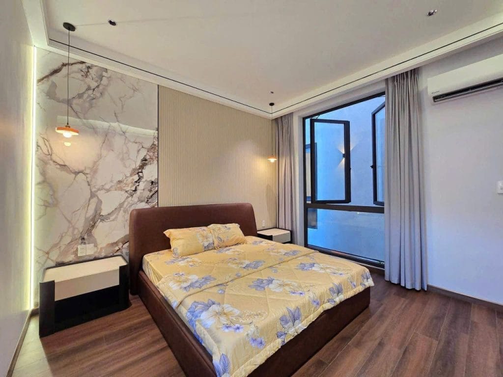 Bán Villa Mặt Tiền Phan Bá Vành, Sơn Trà, Đà Nẵng – Dòng Tiền 1,3 Tỷ/Năm, Vị Trí Đắc Địa Gần Biển