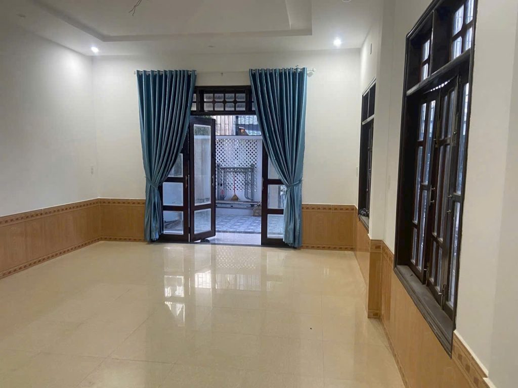 ​Bán Nhà 2 Mê Sát Đường Thăng Long Đà Nẵng 150m² Full Nội Thất Giá Chỉ 3 Tỷ XX Nhỏ