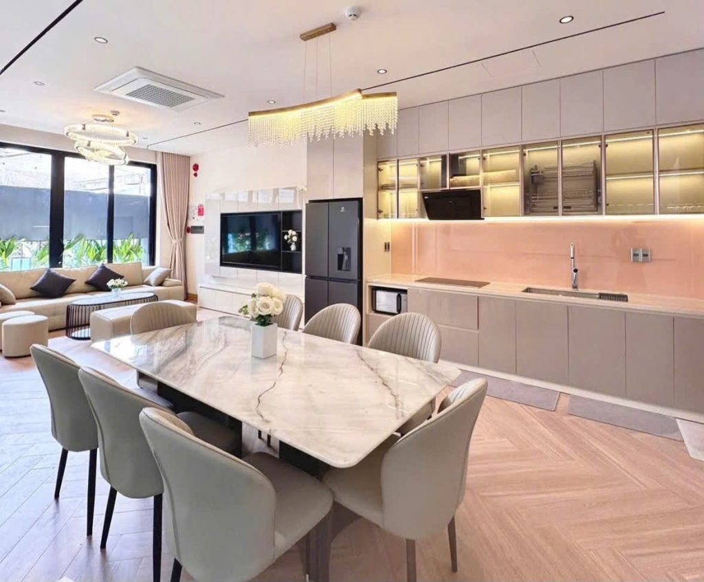 Bán villa 5 phòng ngủ gần biển Mỹ Khê Đà Nẵng – Dòng tiền 80 triệu/tháng